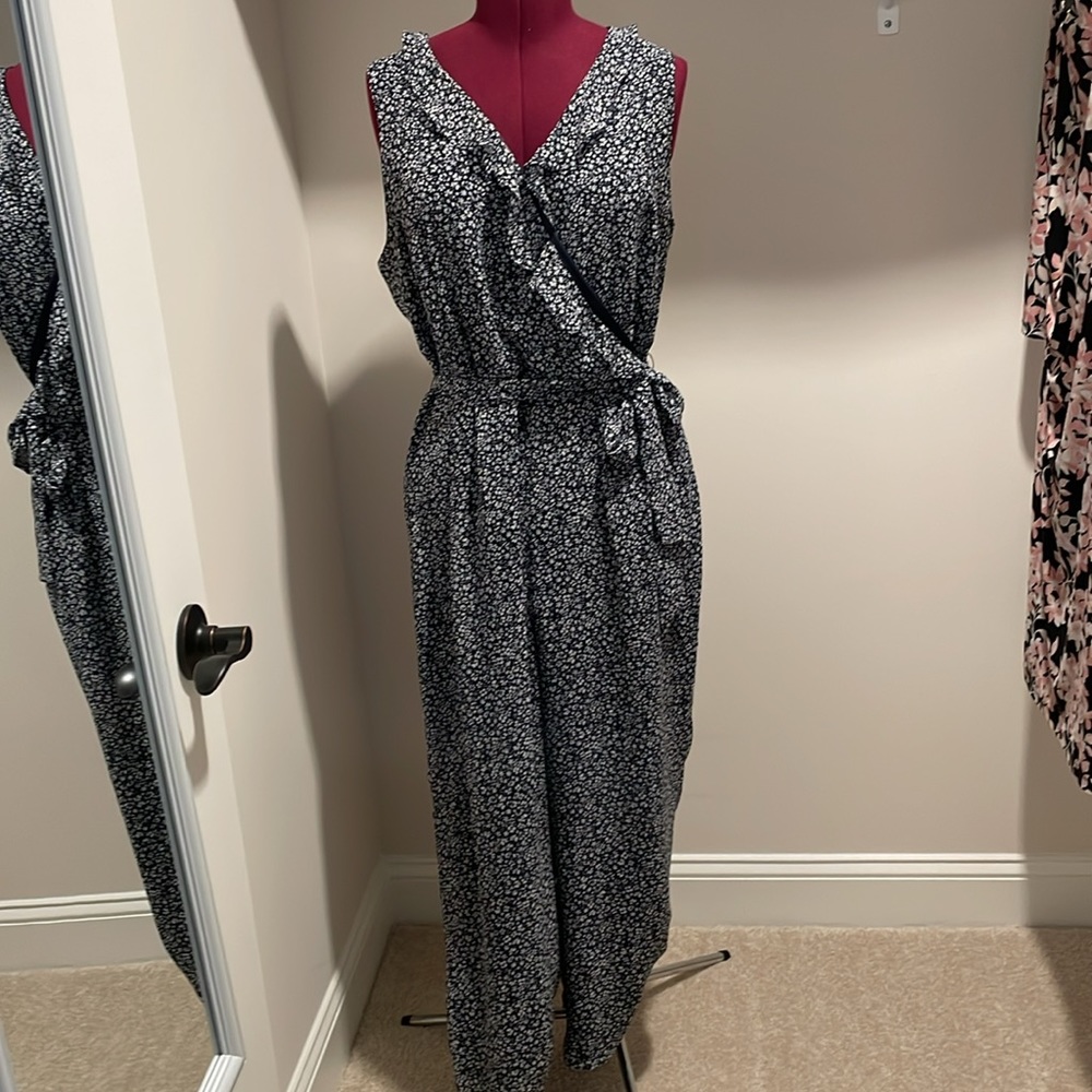 Loft Navy and white full length, fully lined sleeveless jumpsuit.